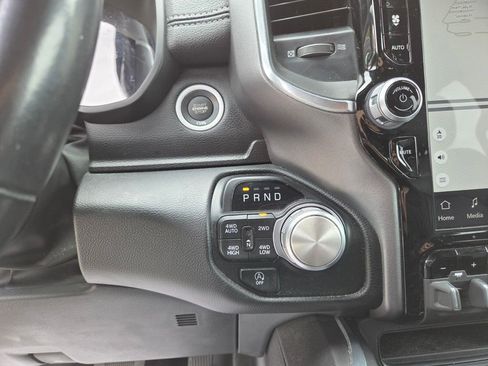 Used 2023 RAM 1500 Laramie AWD/4WD image 28