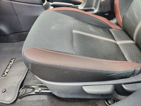 Used 2024 Nissan Versa SR image 27