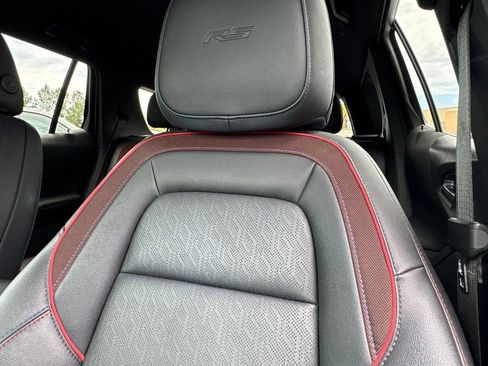 Used 2025 Chevrolet Equinox RS w/ Convenience Package III FWD image 12