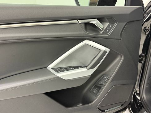 New 2025 Audi Q3 2.0T Premium image 14