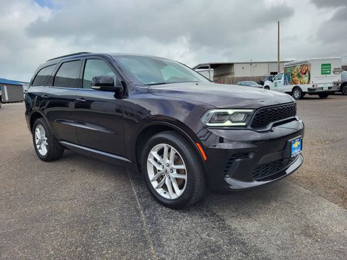 Used 2024 Dodge Durango GT RWD image 7