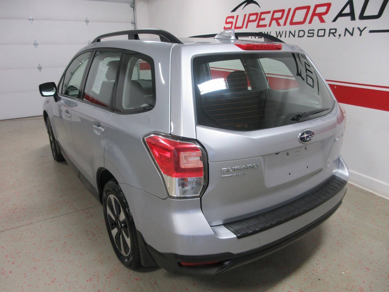 Used 2017 Subaru Forester 2.5i w/ Alloy Wheel Package AWD/4WD image 12