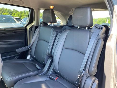Used 2024 Honda Odyssey Touring image 17