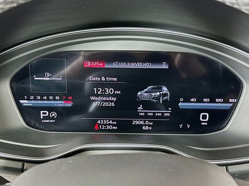 Used 2024 Audi Q5 2.0T Premium Plus image 18