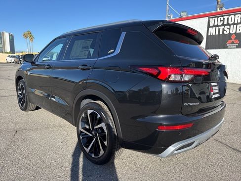 New 2025 Mitsubishi Outlander SEL image 5