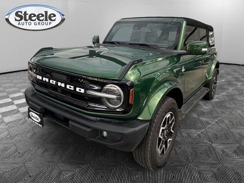 Used 2023 Ford Bronco Outer Banks AWD/4WD image 1