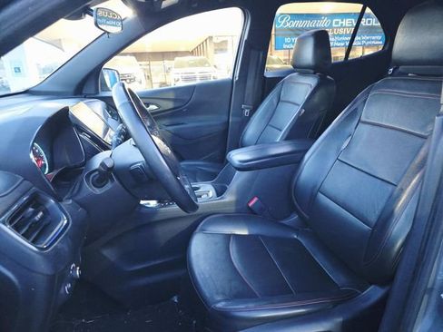 Used 2023 Chevrolet Equinox RS w/ RS Leather Package FWD image 7