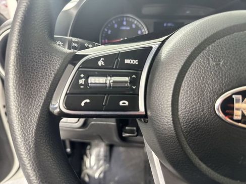 Used 2021 Kia Forte LXS image 11