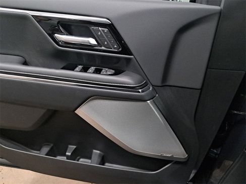 New 2025 GMC Sierra EV Denali image 29