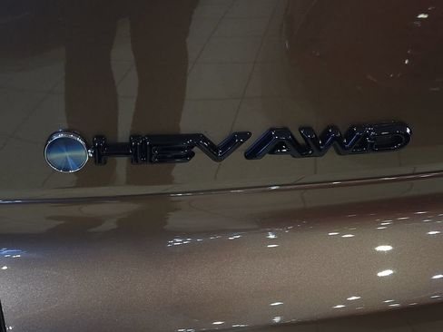 New 2026 Toyota Crown Signia AWD/4WD image 12