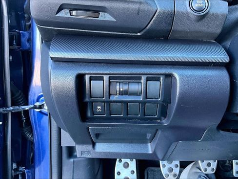 Used 2017 Subaru Impreza 2.0i Sport w/ Popular Package #3 image 32