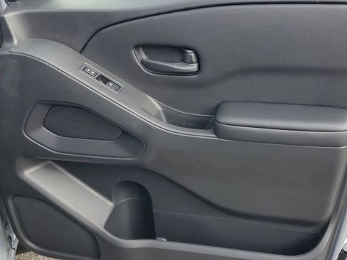New 2026 Nissan Frontier SV w/ SV Convenience Package image 32