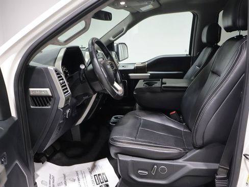 Used 2016 Ford F150 Lariat AWD/4WD image 11