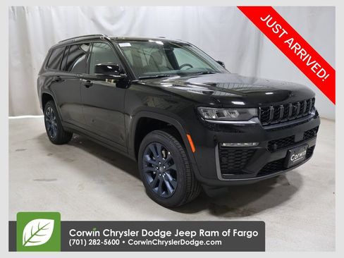New 2026 Jeep Grand Cherokee L Limited AWD/4WD image 1