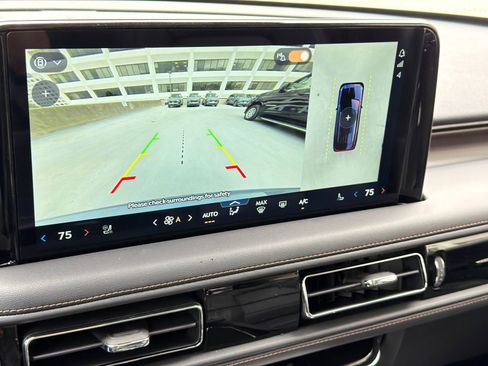 New 2026 Lincoln Aviator Reserve AWD/4WD image 30