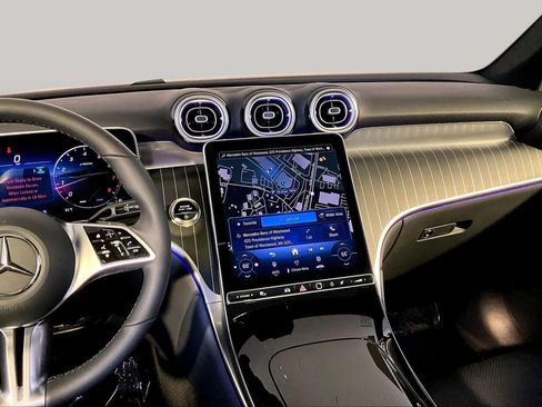 Certified 2026 Mercedes-Benz GLC 300 4MATIC image 7