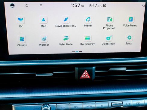 Used 2024 Hyundai Ioniq 6 SE AWD/4WD image 19