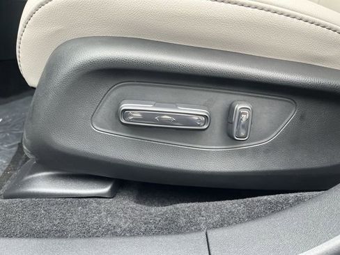New 2026 Honda HR-V EX-L image 16