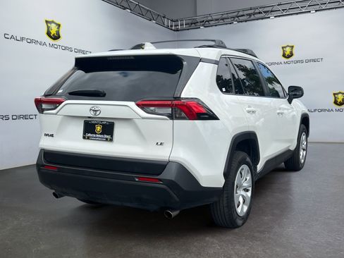 Used 2019 Toyota RAV4 LE w/ All Weather Liner Package image 5
