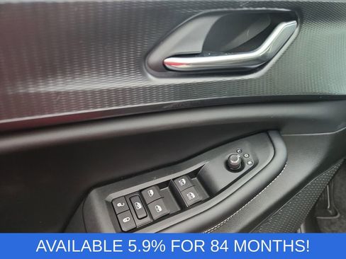 New 2025 Jeep Grand Cherokee Altitude image 13