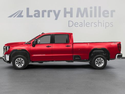 Used 2024 GMC Sierra 3500 Denali w/ Technology Package AWD/4WD image 3