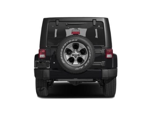 Used 2018 Jeep Wrangler Unlimited Sahara AWD/4WD image 5