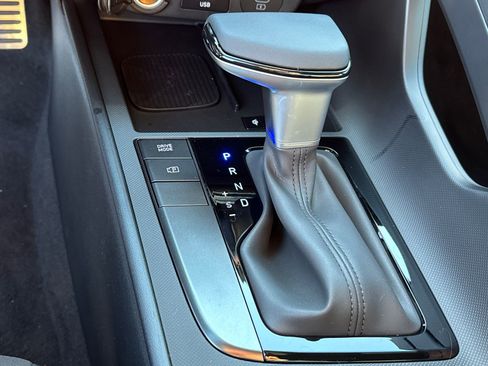 Certified 2025 Hyundai Elantra Sport image 33