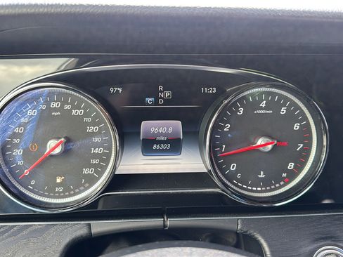 Used 2017 Mercedes-Benz E 300 4MATIC image 15
