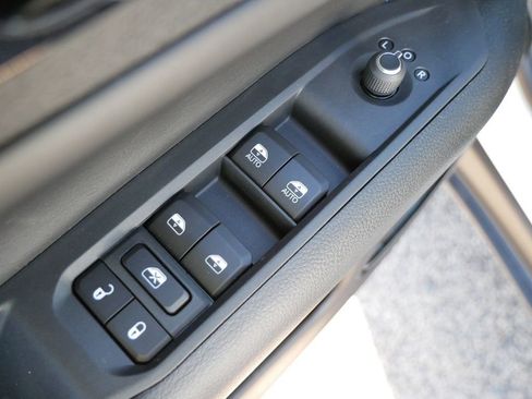 New 2026 Jeep Compass Latitude AWD/4WD image 33
