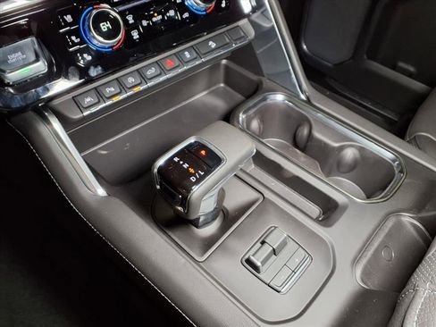 New 2026 GMC Sierra 1500 Denali w/ Technology Package AWD/4WD image 19