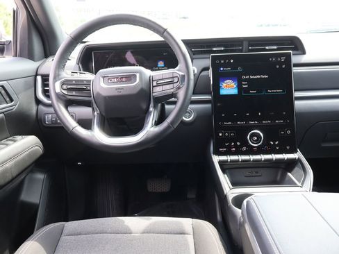 Used 2025 GMC Terrain Elevation AWD/4WD image 18