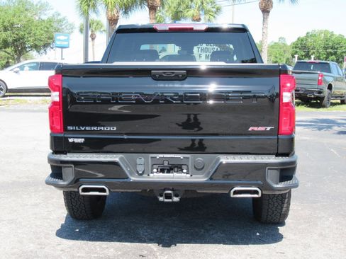 Used 2024 Chevrolet Silverado 1500 RST w/ Z71 Off-Road Package AWD/4WD image 7