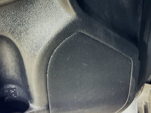 Used 2017 Toyota Camry SE w/ Moonroof Package FWD image 23