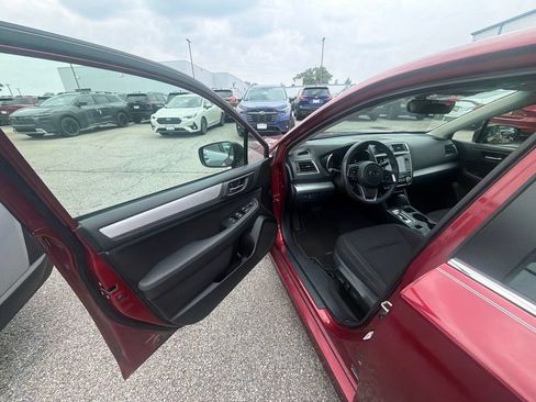 Used 2019 Subaru Legacy 2.5i Premium AWD/4WD image 18