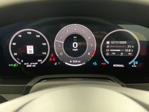 Used 2025 Porsche 911 Carrera image 18