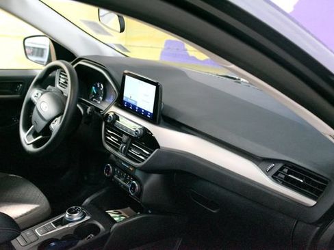 Used 2022 Ford Escape SE AWD/4WD image 12