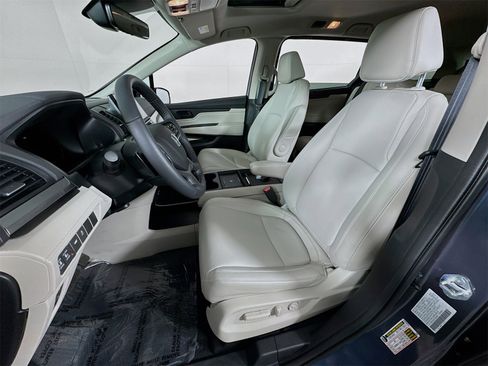 Certified 2026 Honda Odyssey EX-L image 12
