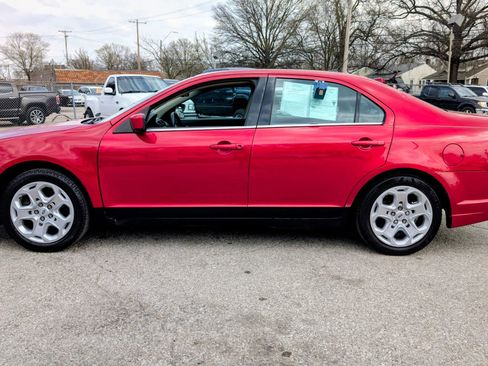 Used 2011 Ford Fusion SEL image 4