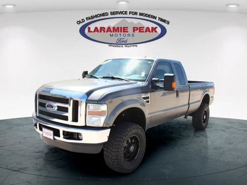 Used 2010 Ford F250 XLT AWD/4WD image 7