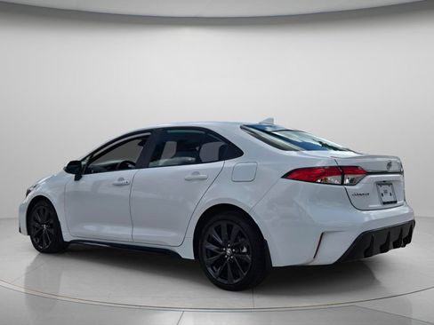 Used 2025 Toyota Corolla SE FWD image 7
