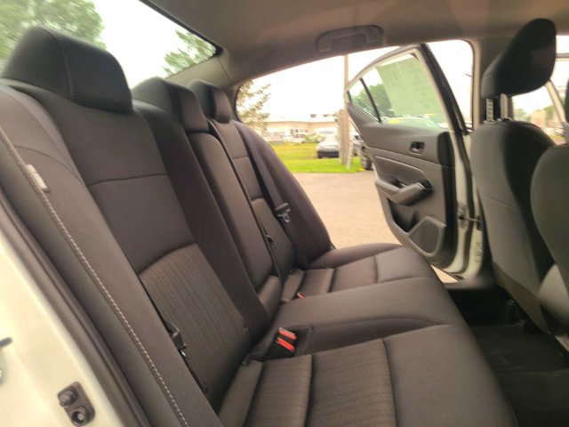 Used 2023 Nissan Altima 2.5 SV FWD image 21