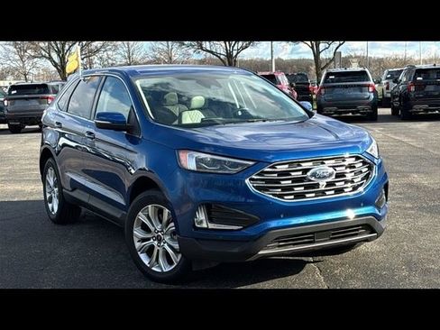 Certified 2023 Ford Edge Titanium w/ Equipment Group 301A AWD/4WD image 2