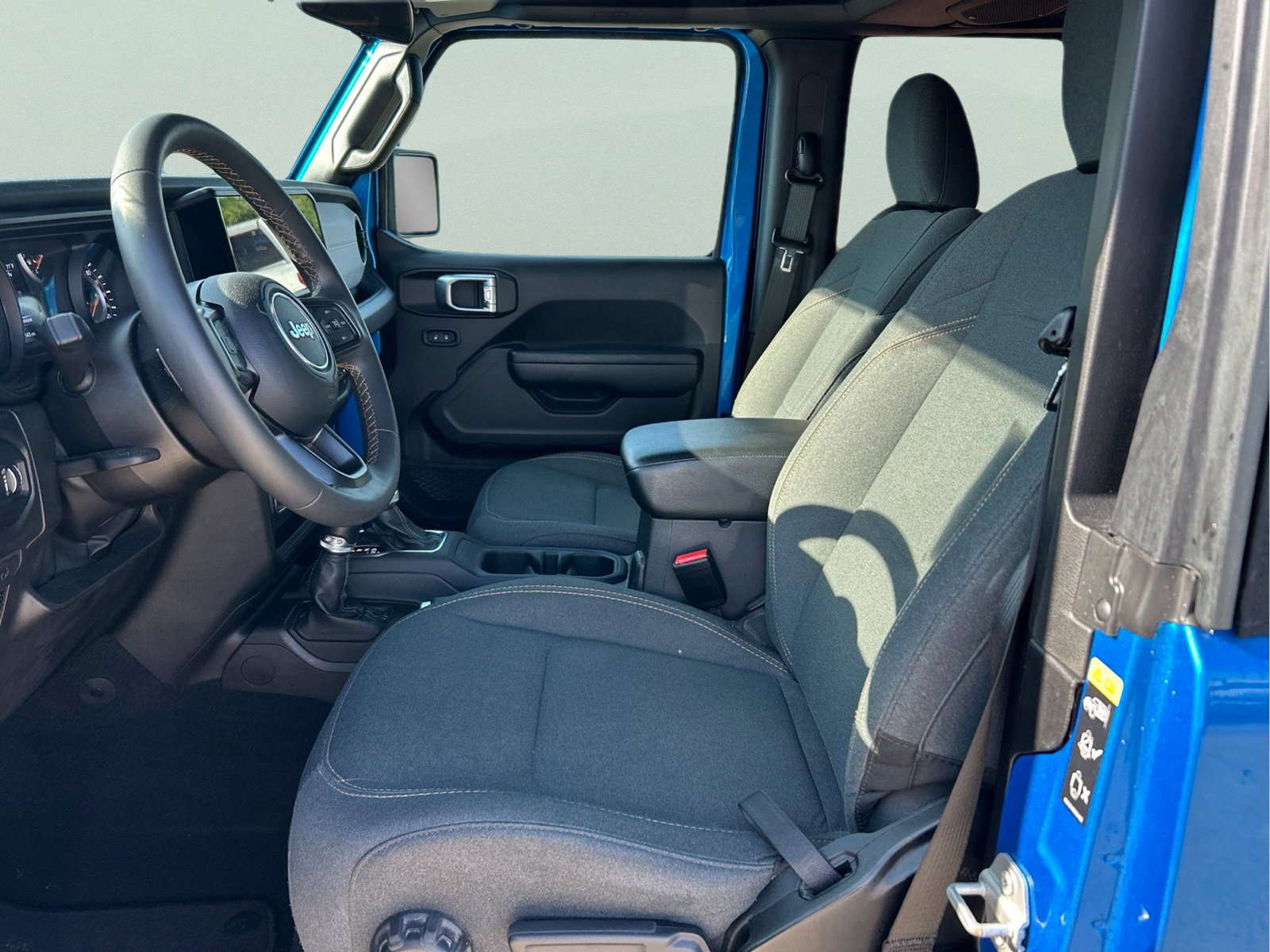 Certified 2024 Jeep Wrangler Sport AWD/4WD image 8