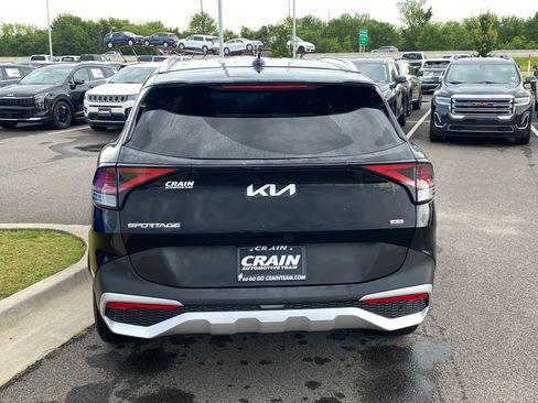 Certified 2024 Kia Sportage EX AWD/4WD image 5