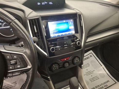 Used 2023 Subaru Forester Premium image 18