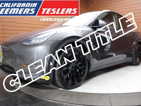 Used 2021 Tesla Model Y Long Range image 1