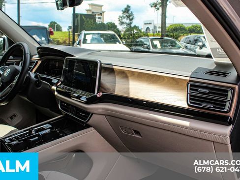 Used 2026 Volkswagen Atlas SE FWD image 26