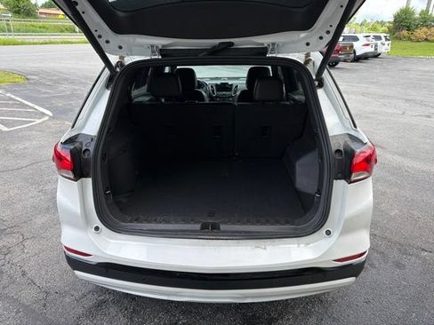 Used 2024 Chevrolet Equinox RS AWD/4WD image 17