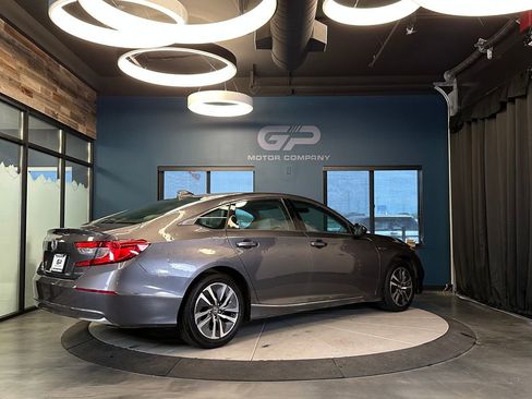 Used 2019 Honda Accord EX image 3