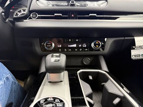 New 2026 Mitsubishi Outlander SE AWD/4WD image 22